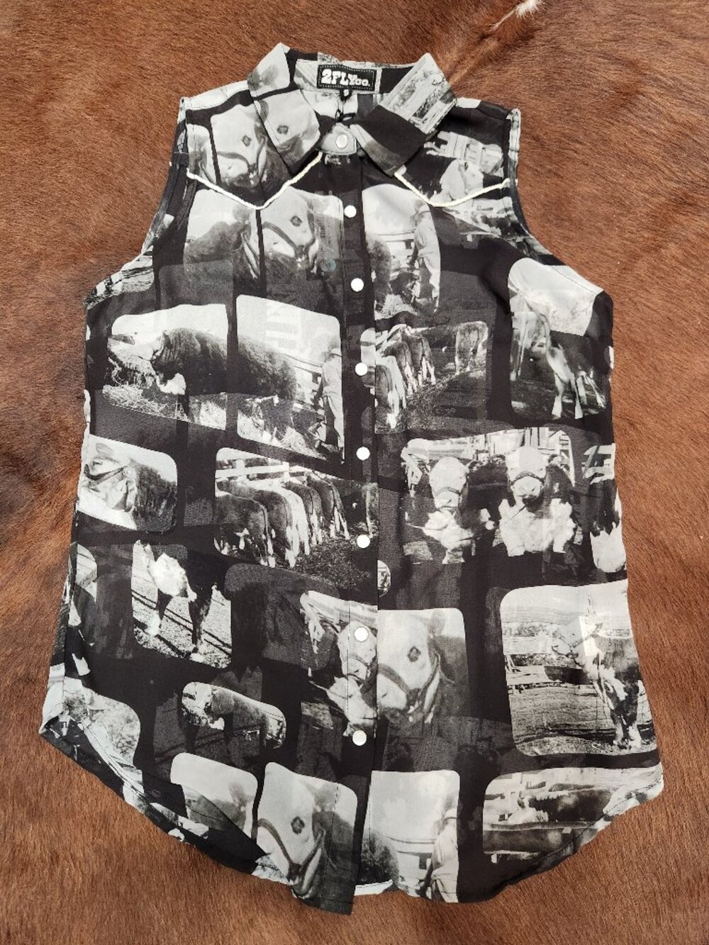 2 Fly Co sleeveless sheer pearl snap western print shirt